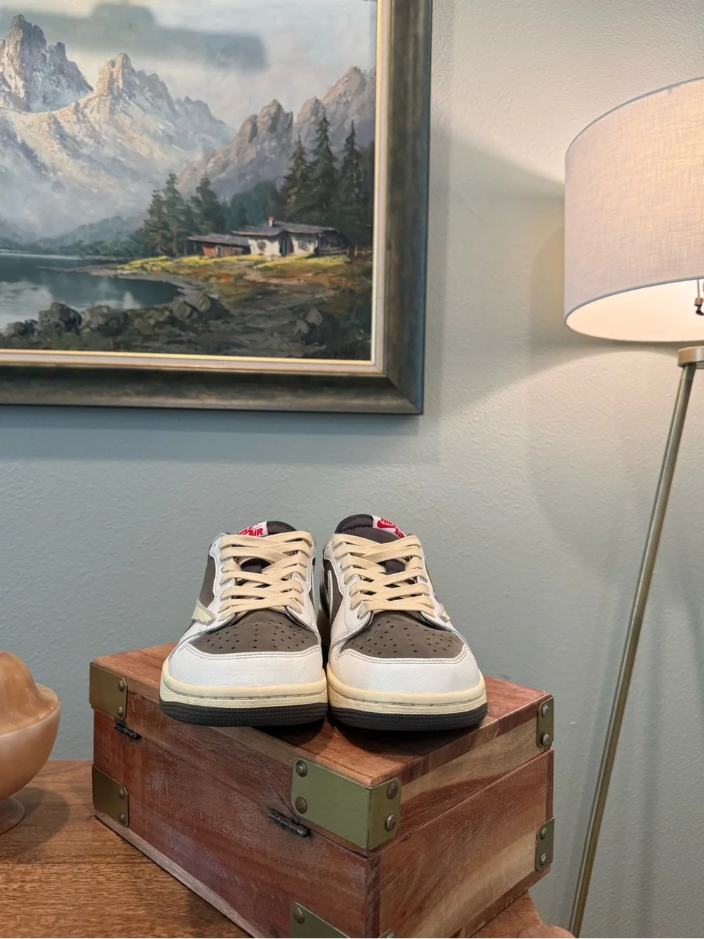 Travis Scott Jordan 1 Low